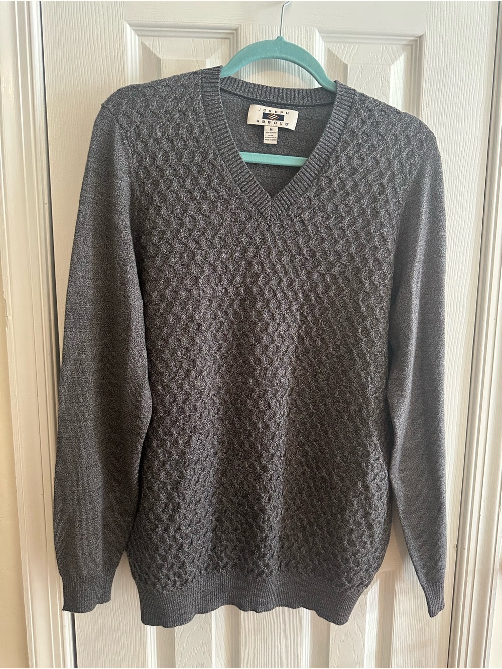 Joseph Abboud Men's Charcoal Textured V-Neck Merino Wool Sweater Medium